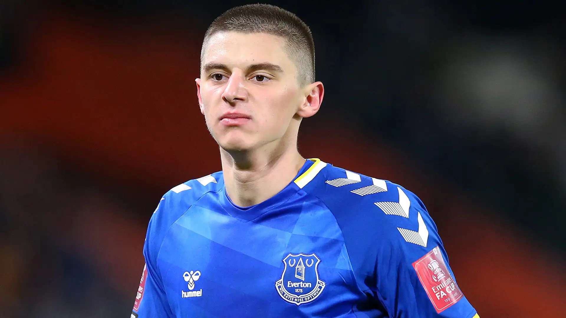 Skysports-news: Everton left back, a Brentford target, as reported by Fabrizio, will cost €27.3 million over three years in transfer fees after…..