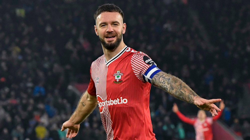 Skysport-news: The star center-forward from Southampton and Leeds United have formally signed a three-year, €17.4 million contract, according to Fabrizio. He will report to Leeds United for a medical after…….