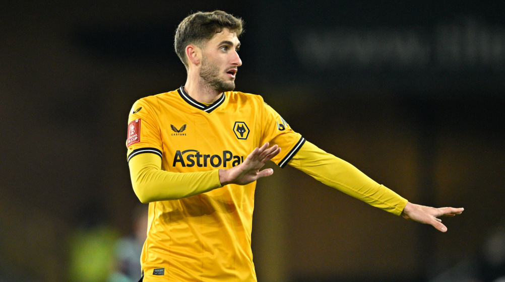 skysports-news: Wolverhampton Wanderers has formally confirmed the star center-back’s €12.3 million, three-year contract negotiation exit; according to Fabrizio, he will be joining……