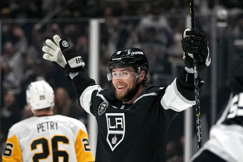 NHL-NEWS: According to ESPN, the incredible right winger for the Los Angeles Kings, has officially joined the Edmonton Oilers. A three-year, $25.5 million agreement was signed after…..