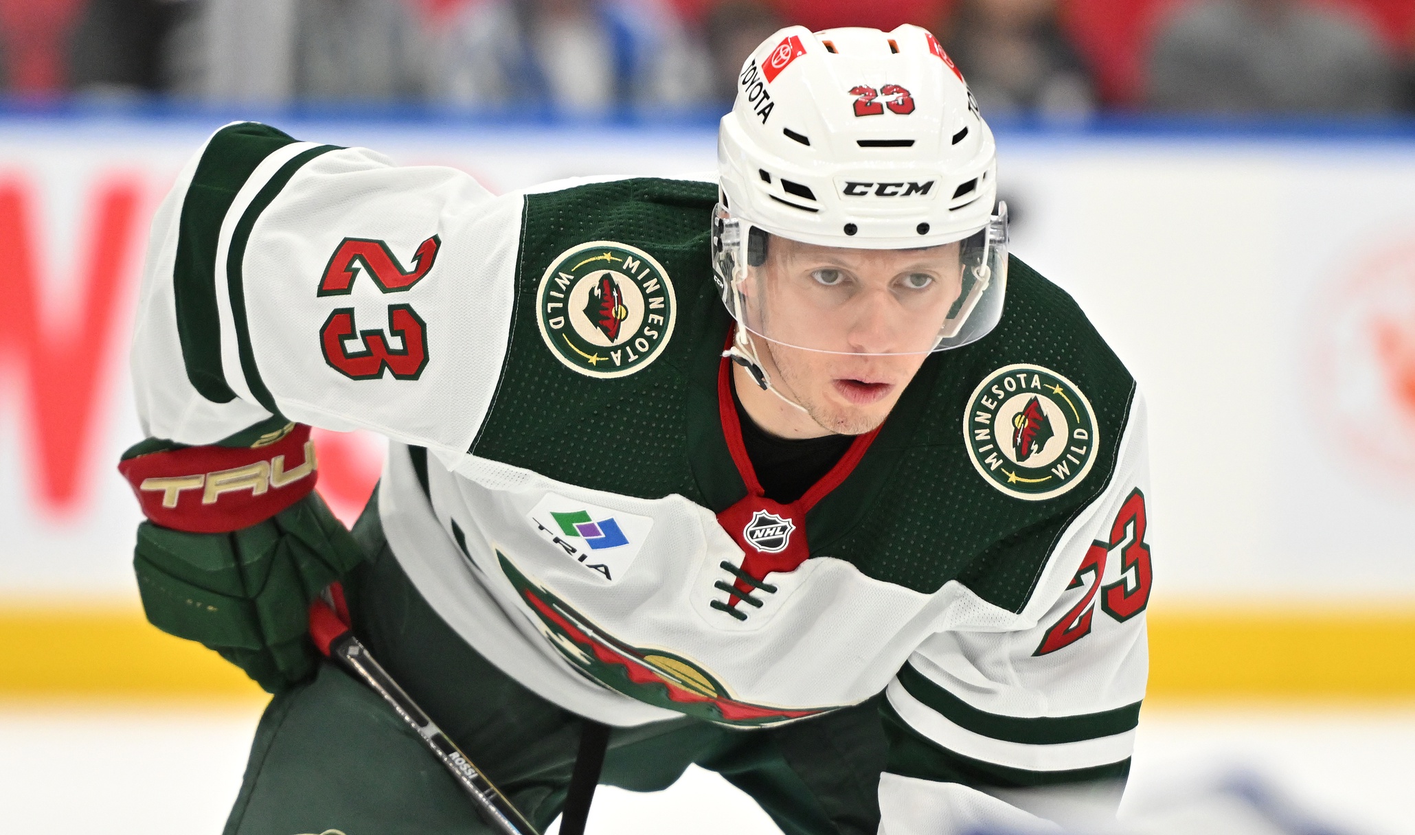 NHL-NEWS: After a quick, forty-minute chat with the general manager of the Toronto Maple Leafs, the talented center for the Minnesota Wild formally announced his departure, agreeing to a four-year, $31.5 million contract. Per ESPN, Analyst Describes Why Maple Leafs Shouldn’t Trade for $34 Million Forward, is  Because…