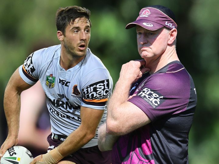 Michael Maguire pitched his vision for premiership success to Ben Hunt as the former Dragons captain met with…..