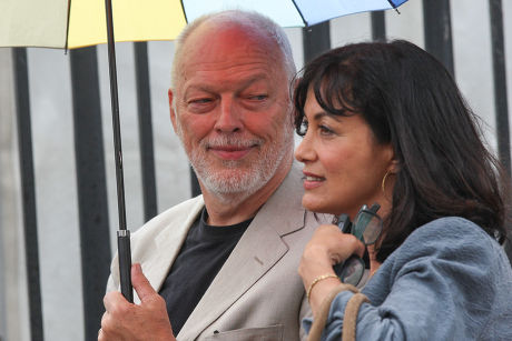 SAD NEWS: David Gilmour Signs Divorce Papers with Polly Samson Due To…