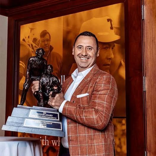 Texas Longhorns’ Steve Sarkisian Honored as One of the Best Coaches in Football with Prestigious NFL Award