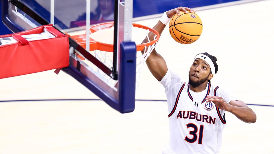 Auburn’s No. 2 Tigers Gear Up for Epic SEC Road Battle Against Texas…..