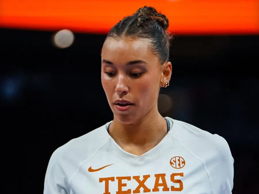 “I’m So Sad”: Madisen Skinner in Tears as Texas Longhorns’ Volleyball Fans Pen Heartfelt Goodbye… 