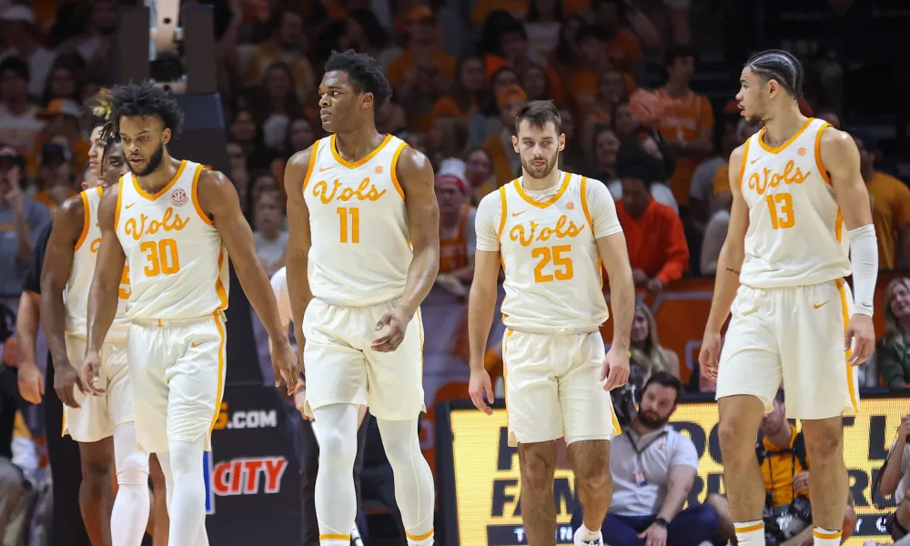 Breaking: Tennessee basketball’s undermanned squad exacts revenge and dominates Florida.