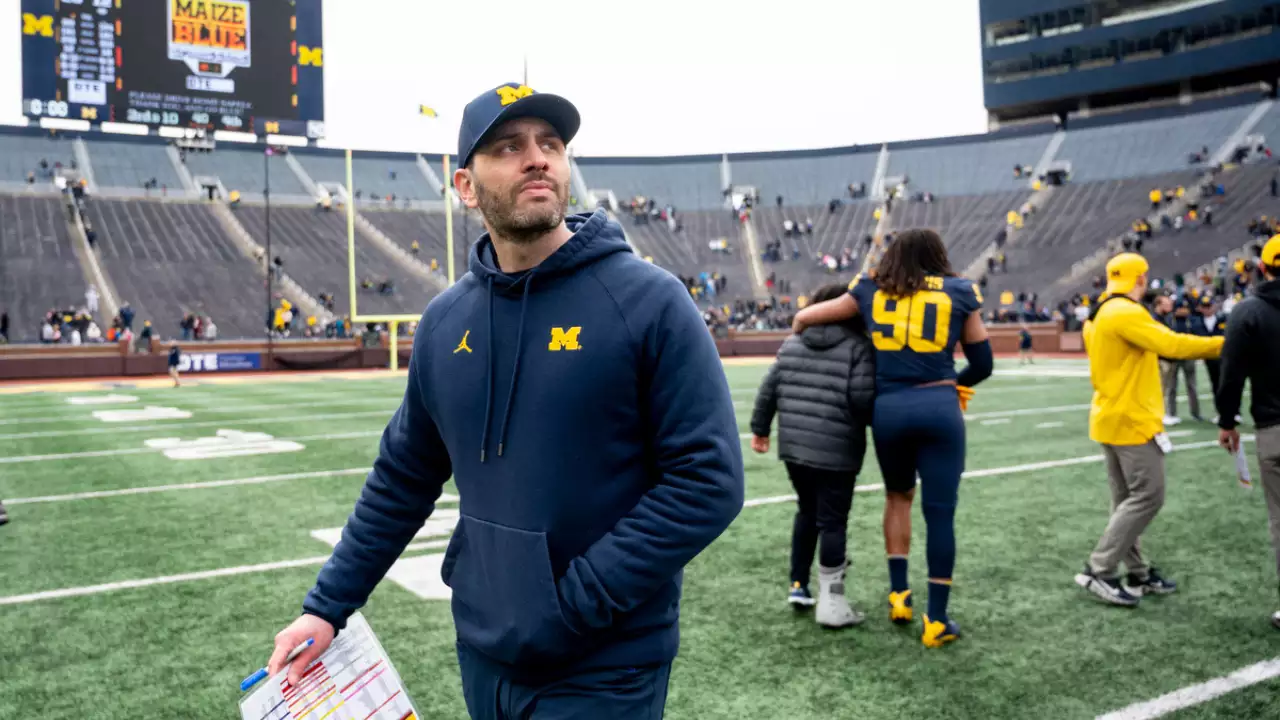  Breaking News: Ex-Michigan Wolverine QB Coach Matthew Weiss Charged For Hacking, Stealing Athletes Intimate Photos… Read more