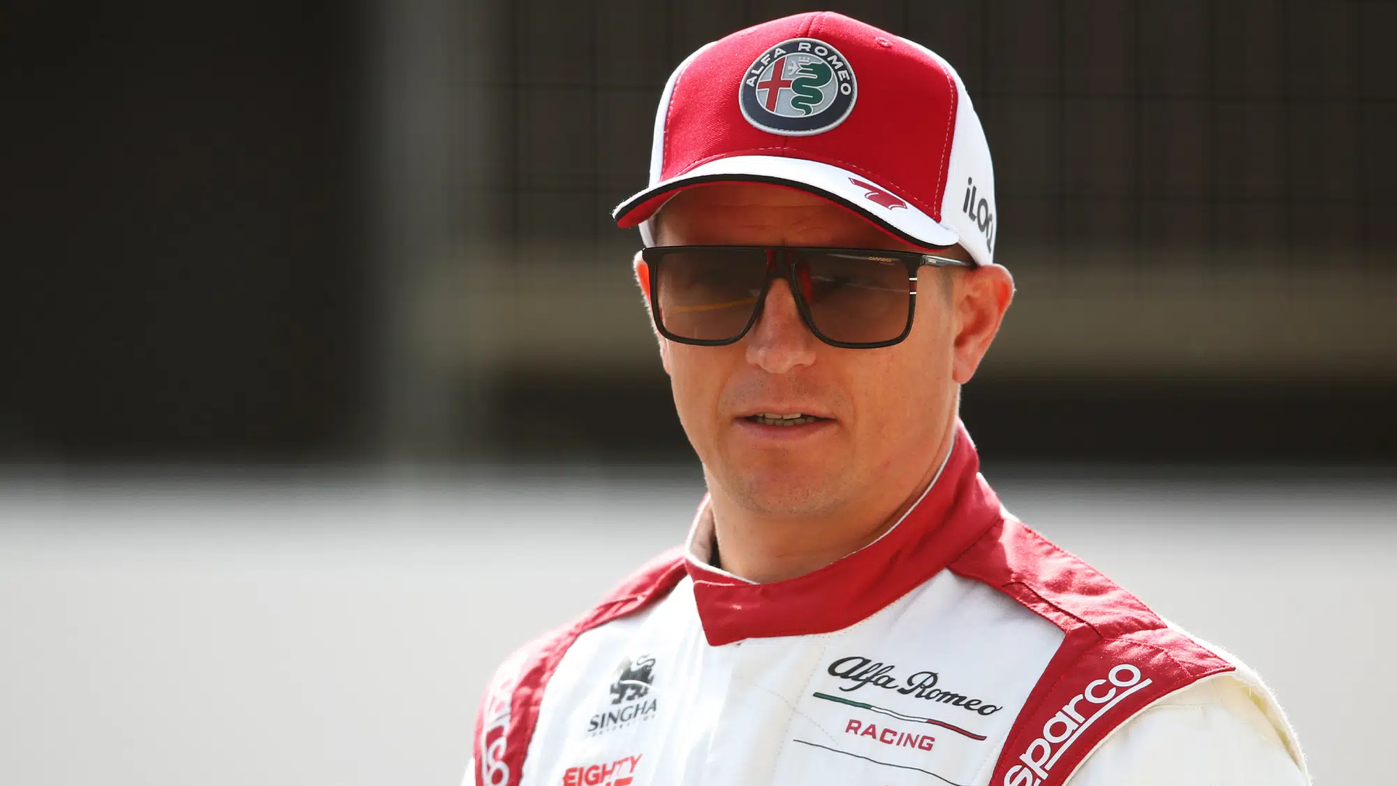 Triste noticia: Justo ahora, un piloto retirado de Fórmula 1, Kimi Räikkönen, estuvo involucrado en un terrible accidente de coche debido a…