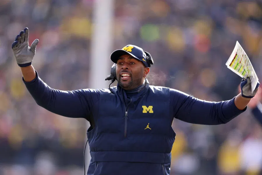 Breaking News: Sherrone Moore Rocked by Concerning News After Michigan’s Sign-Stealing Scandal Takes a Shocking Turn… read more